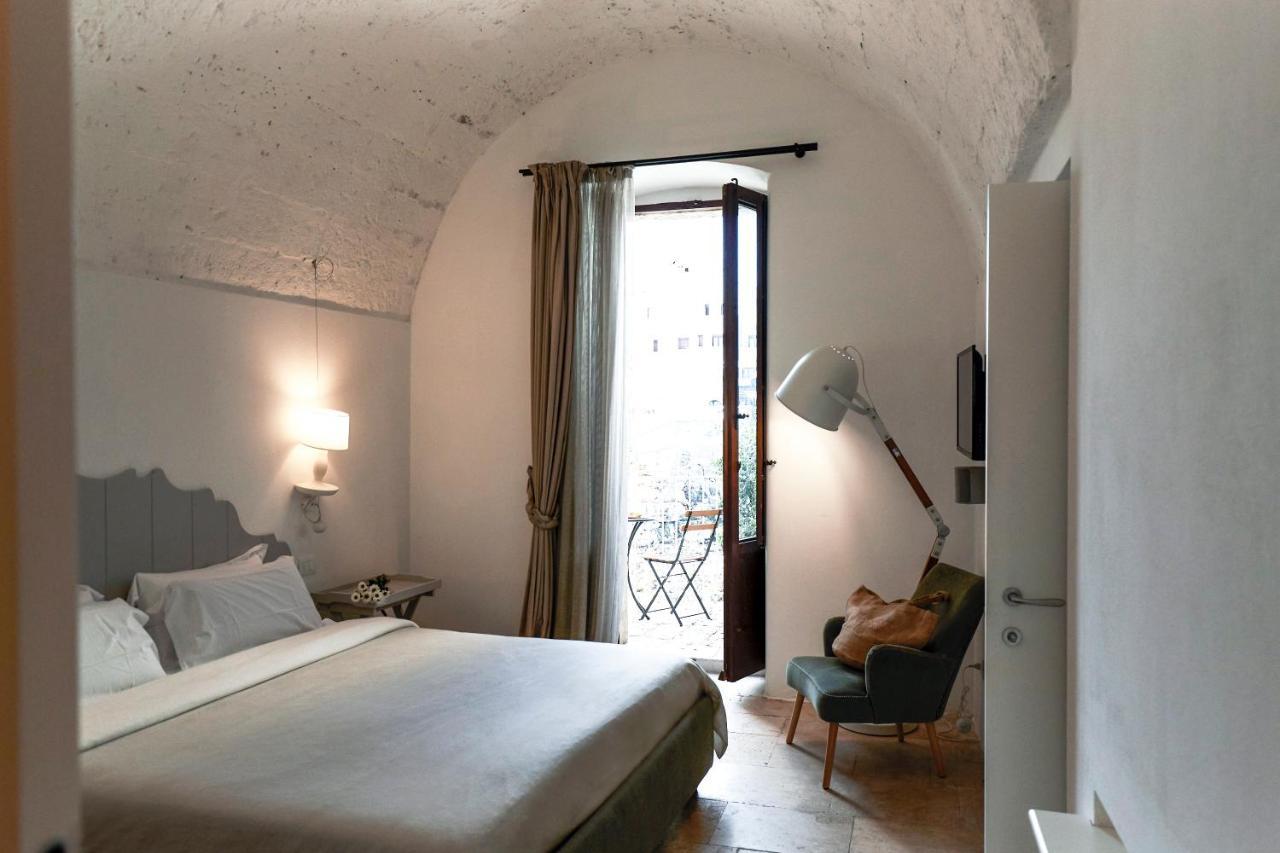 Bed and Breakfast Aquamarea Полиньяно-а-Маре Экстерьер фото