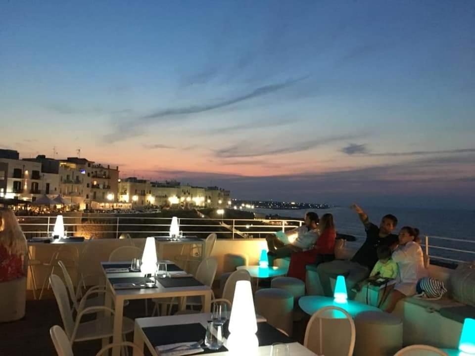 Bed and Breakfast Aquamarea Полиньяно-а-Маре Экстерьер фото